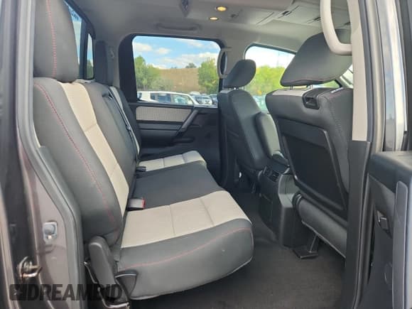 ✅ 2012 Nissan Titan SL • VIN: 1N6BA0EC8CN303038 • Lot: 84636465. Listed on Copart with 128,422 mi. Free auction sales archive from the USA and detailed vehicle history report at DreamBid. Image 10.