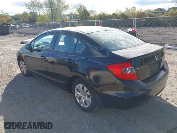 ✅ 2012 Honda Civic LX • VIN: 2HGFB2F59CH571507 • Lot: 43367861. Wystawiony na IAAI z przebiegiem 197 252 mil. Bezpłatny archiwum sprzedaży aukcyjnych z USA i szczegółowy raport historii pojazdu na DreamBid. Zdjęcie 3.