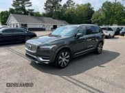 ✅ 2021 Volvo XC90 Inscription • VIN: YV4A221L6M1670880 • Lot: 60939115. Wystawiony na Copart z przebiegiem 160 102 mil. Bezpłatny archiwum sprzedaży aukcyjnych z USA i szczegółowy raport historii pojazdu na DreamBid. Zdjęcie 1.