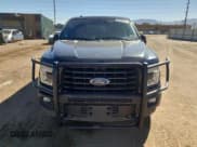 ✅ 2017 Ford F-150 XL • VIN: 1FTEW1EFXHFC41256 • Lot: 87294145. Wystawiony na Copart z przebiegiem 98 289 mil. Bezpłatny archiwum sprzedaży aukcyjnych z USA i szczegółowy raport historii pojazdu na DreamBid. Zdjęcie 5.