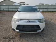 ✅ 2015 Mitsubishi Outlander SE • VIN: JA4AZ3A34FZ008265 • Lot: 67548565. Listed on Copart with Not provided. Free auction sales archive from the USA and detailed vehicle history report at DreamBid. Image 5.