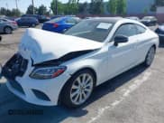 ✅ 2019 Mercedes-Benz C 300 • VIN: WDDWJ8DB9KF800304 • Lot: 42344367. Wystawiony na IAAI z przebiegiem 51 248 mil. Bezpłatny archiwum sprzedaży aukcyjnych z USA i szczegółowy raport historii pojazdu na DreamBid. Zdjęcie 17.