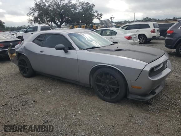 ✅ 2013 Dodge Challenger R/T • VIN: 2C3CDYBT8DH662633 • Lot: 86614944. Wystawiony na Copart z przebiegiem 195 764 mil. Bezpłatny archiwum sprzedaży aukcyjnych z USA i szczegółowy raport historii pojazdu na DreamBid. Zdjęcie 4.