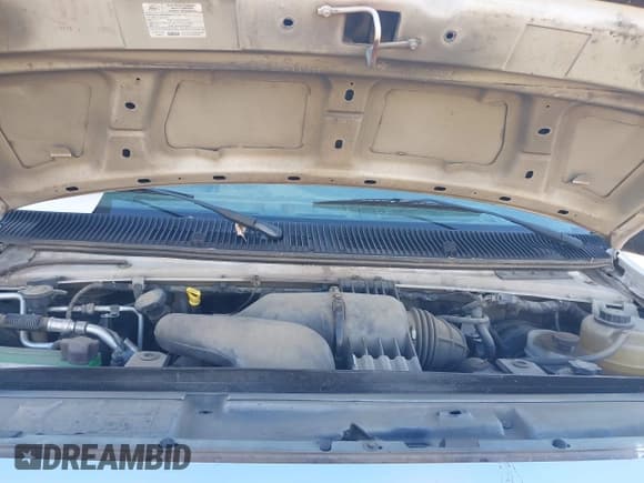 ✅ 2013 Ford Econoline Cargo Commercial • VIN: 1FTNE2EWXDDA80633 • Lot: 43884440. Wystawiony na IAAI z przebiegiem 161 411 mil. Bezpłatny archiwum sprzedaży aukcyjnych z USA i szczegółowy raport historii pojazdu na DreamBid. Zdjęcie 10.