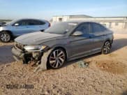 ✅ 2020 Volkswagen Jetta S • VIN: 3VW5T7BUXLM004576 • Lot: 66484265. Wystawiony na Copart z przebiegiem 84 074 mil. Bezpłatny archiwum sprzedaży aukcyjnych z USA i szczegółowy raport historii pojazdu na DreamBid. Zdjęcie 1.