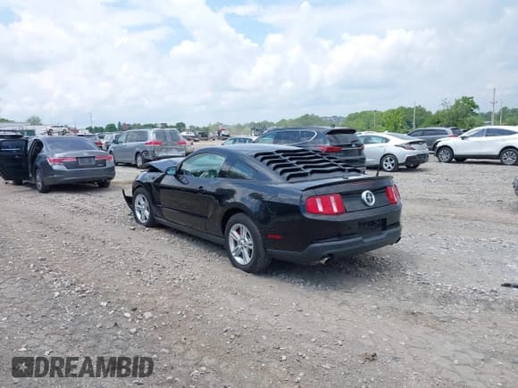✅ 2011 Ford Mustang V6 • VIN: 1ZVBP8AMXB5154447 • Lot: 42723044. Listed on IAAI with 100,061 mi. Free auction sales archive from the USA and detailed vehicle history report at DreamBid. Image 3.