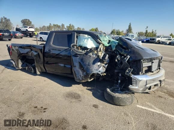 ✅ 2019 Chevrolet Silverado 1500 LT • VIN: 1GCPWCED1KZ256379 • Lot: 81959265. Wystawiony na Copart z przebiegiem Nie podano. Bezpłatny archiwum sprzedaży aukcyjnych z USA i szczegółowy raport historii pojazdu na DreamBid. Zdjęcie 4.