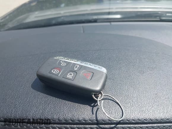 ✅ 2015 Land Rover Range Rover Supercharged • VIN: SALGS2TF1FA219503 • Lot: 42580352. Listed on IAAI with 104,534 mi. Free auction sales archive from the USA and detailed vehicle history report at DreamBid. Image 11.