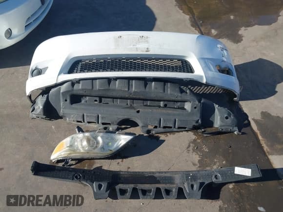 ✅ 2014 Toyota Sienna LE • VIN: 5TDKK3DCXES434133 • Lot: 43587885. Listed on IAAI with 111,272 mi. Free auction sales archive from the USA and detailed vehicle history report at DreamBid. Image 12.