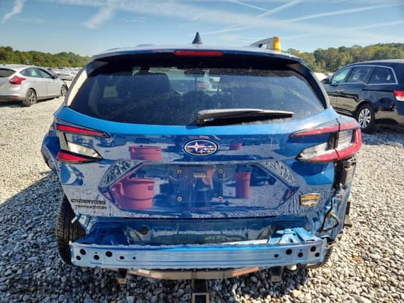 ✅ 2024 Subaru Crosstrek Wilderness • VIN: 4S4GUHU63R3774072 • Lot: 86991155. Listed on Copart with 27,772 mi. Free auction sales archive from the USA and detailed vehicle history report at DreamBid. Image 6.