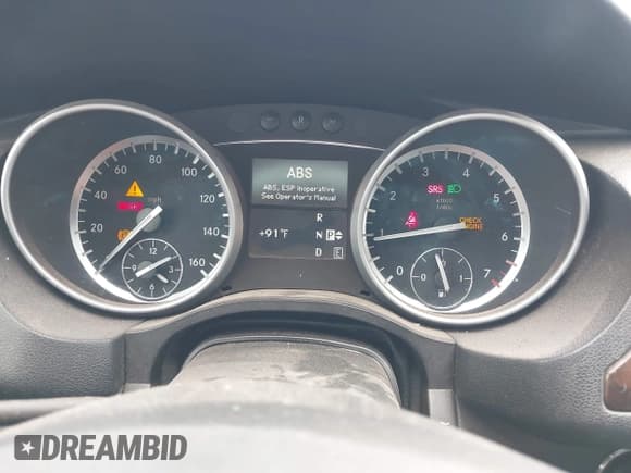 ✅ 2011 Mercedes-Benz R 350 • VIN: 4JGCB6FE3BA114161 • Lot: 42652754. Listed on IAAI with 153,619 mi. Free auction sales archive from the USA and detailed vehicle history report at DreamBid. Image 7.