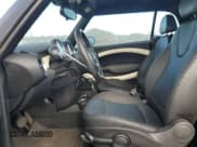 ✅ 2011 MINI Convertible • VIN: WMWZN3C52BTZ78435 • Лот: 89518855. Опубликован ранее на Copart с пробегом 67 767 миль. Бесплатный доступ к архиву аукционных продаж из США и подробный отчёт об истории автомобиля на DreamBid. Изображение 7.