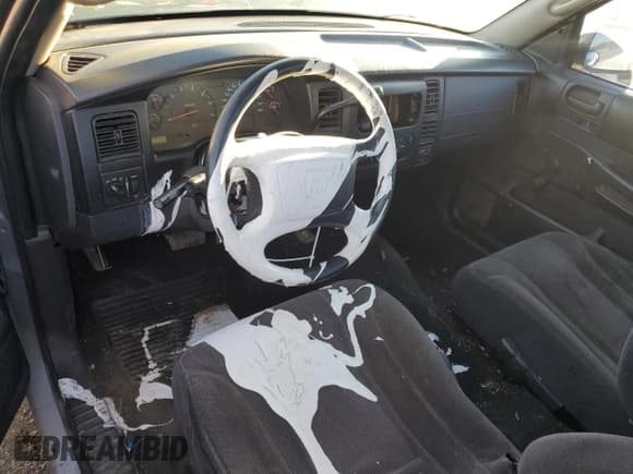 ✅ 2002 Dodge Dakota • VIN: 1B7GL12X32S557546 • Lot: 66879734. Wystawiony na Copart z przebiegiem 218 981 mil. Bezpłatny archiwum sprzedaży aukcyjnych z USA i szczegółowy raport historii pojazdu na DreamBid. Zdjęcie 8.