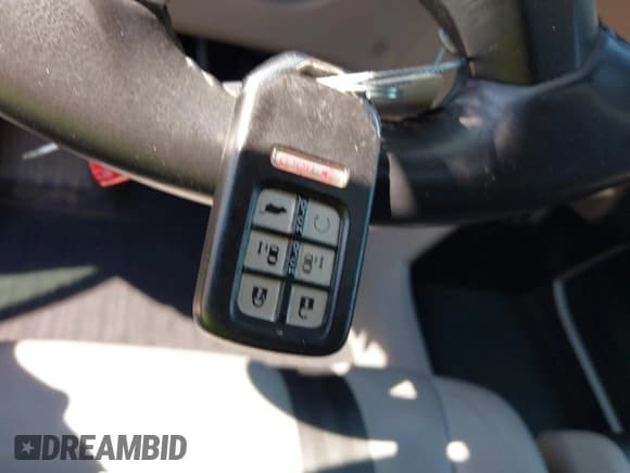 ✅ 2018 Honda Odyssey Touring • VIN: 5FNRL6H88JB024870 • Lot: 43326138. Listed on IAAI with 184,864 mi. Free auction sales archive from the USA and detailed vehicle history report at DreamBid. Image 11.