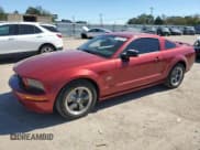 ✅ 2005 Ford Mustang GT Deluxe • VIN: 1ZVFT82H855226457 • Лот: 86697535. Опубликован ранее на Copart с пробегом 116 234 миль. Бесплатный доступ к архиву аукционных продаж из США и подробный отчёт об истории автомобиля на DreamBid. Изображение 1.
