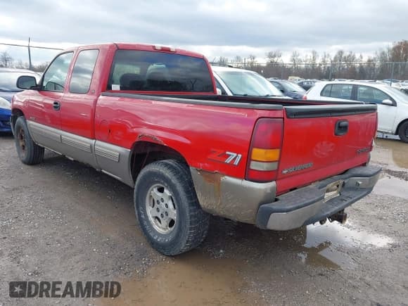 ✅ 2000 Chevrolet Silverado 1500 LS • VIN: 2GCEK19T9Y1212706 • Лот: 43792279. Опубликован ранее на IAAI с пробегом 280 310 миль. Бесплатный доступ к архиву аукционных продаж из США и подробный отчёт об истории автомобиля на DreamBid. Изображение 3.