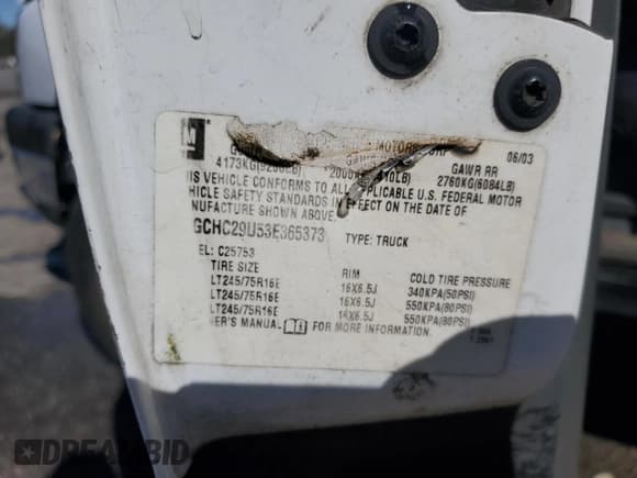 ✅ 2003 Chevrolet Silverado 2500HD LS • VIN: 1GCHC29U53E365373 • Лот: 49455635. Опубликован ранее на Copart с пробегом Не указан. Бесплатный доступ к архиву аукционных продаж из США и подробный отчёт об истории автомобиля на DreamBid. Изображение 12.