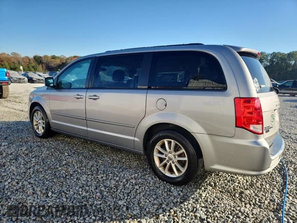 ✅ 2015 Dodge Grand Caravan SXT • VIN: 2C4RDGCG5FR744740 • Lot: 92726695. Listed on Copart with 146,004 mi. Free auction sales archive from the USA and detailed vehicle history report at DreamBid. Image 2.