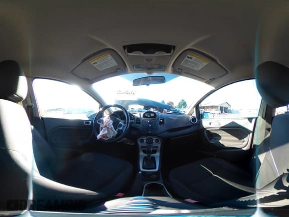 ✅ 2014 Ford Fiesta SE • VIN: 3FADP4EJ6EM133880 • Lot: 43387604. Wystawiony na IAAI z przebiegiem 93 640 mil. Bezpłatny archiwum sprzedaży aukcyjnych z USA i szczegółowy raport historii pojazdu na DreamBid. Zdjęcie 19.