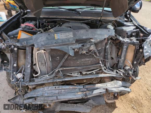 2009 Chevrolet Tahoe LTZ с VIN 1GNFC33019R141531, выставлен на аукционе Copart как лот 64512675 с пробегом Не указан миль и Списание • Salvage title. История ставок и продаж доступна на DreamBid. Изображение 12.