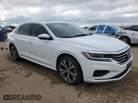 ✅ 2022 Volkswagen Passat SE • VIN: 1VWSA7A33NC005008 • Lot: 83775865. Listed on Copart with 37,401 mi. Free auction sales archive from the USA and detailed vehicle history report at DreamBid. Image 4.