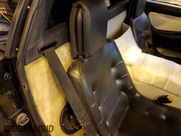 ✅ 1989 Lotus Esprit • VIN: SCCFC20A7KHF62571 • Lot: 70059355. Wystawiony na Copart z przebiegiem 3 862 mil. Bezpłatny archiwum sprzedaży aukcyjnych z USA i szczegółowy raport historii pojazdu na DreamBid. Zdjęcie 10.