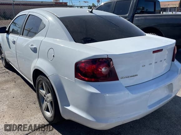 ✅ 2013 Dodge Avenger SE • VIN: 1C3CDZAB0DN707683 • Лот: 79897504. Опубликован ранее на Copart с пробегом 164 305 миль. Бесплатный доступ к архиву аукционных продаж из США и подробный отчёт об истории автомобиля на DreamBid. Изображение 3.