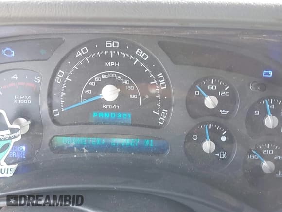 ✅ 2004 Chevrolet Silverado 2500HD LS • VIN: 1GCHC23144F163974 • Лот: 42315849. Опубликован ранее на IAAI с пробегом 273 527 миль. Бесплатный доступ к архиву аукционных продаж из США и подробный отчёт об истории автомобиля на DreamBid. Изображение 15.