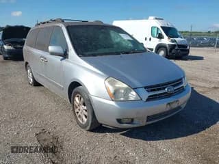 ✅ 2006 Kia Sedona LX • VIN: KNDMB233966064010 • Lot: 43030206. Wystawiony na IAAI z przebiegiem 221 627 mil. Bezpłatny archiwum sprzedaży aukcyjnych z USA i szczegółowy raport historii pojazdu na DreamBid. Zdjęcie 1.