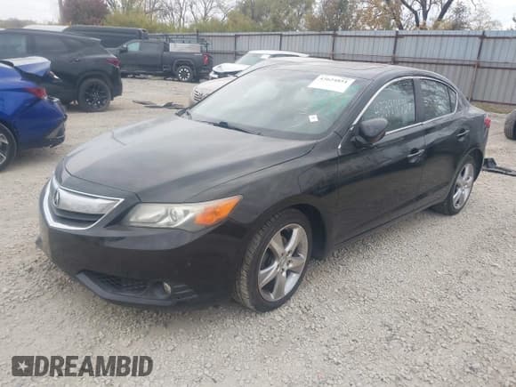 ✅ 2015 Acura ILX Premium • VIN: 19VDE1F59FE009333 • Лот: 43624851. Опубликован ранее на IAAI с пробегом 130 411 миль. Бесплатный доступ к архиву аукционных продаж из США и подробный отчёт об истории автомобиля на DreamBid. Изображение 2.