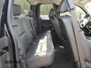 ✅ 2008 Chevrolet Silverado 2500HD 1LT • VIN: 1GCHK29KX8E175321 • Lot: 56190415. Wystawiony na Copart z przebiegiem 135 748 mil. Bezpłatny archiwum sprzedaży aukcyjnych z USA i szczegółowy raport historii pojazdu na DreamBid. Zdjęcie 10.