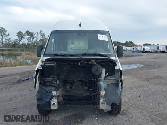 ✅ 2016 Mercedes-Benz Sprinter Cargo EXT • VIN: WD3PE8DD3GP361052 • Lot: 41202740. Listed on IAAI with Not provided. Free auction sales archive from the USA and detailed vehicle history report at DreamBid. Image 12.