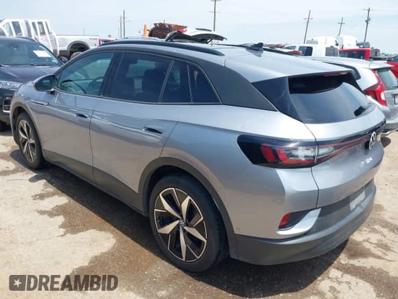 ✅ 2023 Volkswagen ID.4 Pro S • VIN: 1V2FMPE88PC015195 • Lot: 42956018. Wystawiony na IAAI z przebiegiem 17 559 mil. Bezpłatny archiwum sprzedaży aukcyjnych z USA i szczegółowy raport historii pojazdu na DreamBid. Zdjęcie 3.