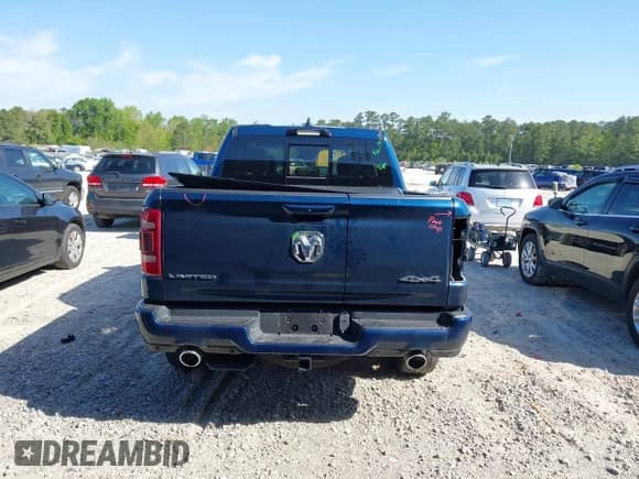 2023 Ram 1500 Limited с VIN 1C6SRFHT3PN635007, выставлен на аукционе IAAI как лот 42019635 с пробегом 27 829 миль миль и . История ставок и продаж доступна на DreamBid. Изображение 16.