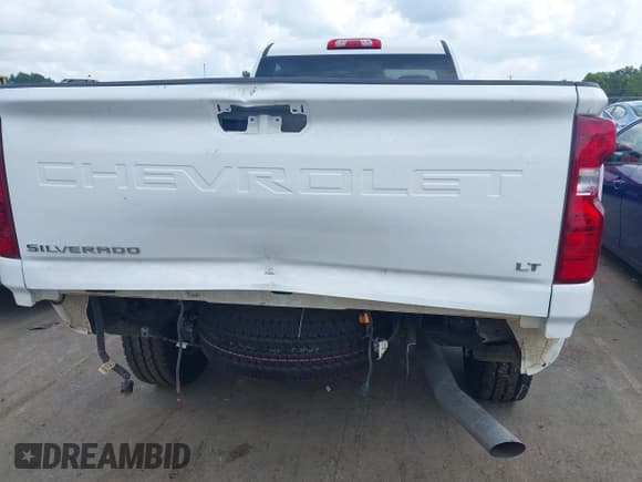 ✅ 2024 Chevrolet Silverado 2500HD • VIN: 1GB0WLE73RF410425 • Лот: 42824295. Опубликован ранее на IAAI с пробегом 5 847 миль. Бесплатный доступ к архиву аукционных продаж из США и подробный отчёт об истории автомобиля на DreamBid. Изображение 19.