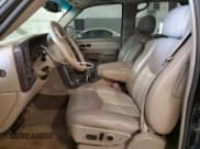 ✅ 2003 GMC Yukon Denali • VIN: 1GKEK63U83J164567 • Lot: 63979355. Listed on Copart with 108,218 mi. Free auction sales archive from the USA and detailed vehicle history report at DreamBid. Image 7.