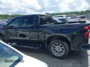 ✅ 2020 Chevrolet Silverado 1500 RST • VIN: 1GCUYEED4LZ172566 • Lot: 42739884. Wystawiony na IAAI z przebiegiem 115 543 mil. Bezpłatny archiwum sprzedaży aukcyjnych z USA i szczegółowy raport historii pojazdu na DreamBid. Zdjęcie 14.