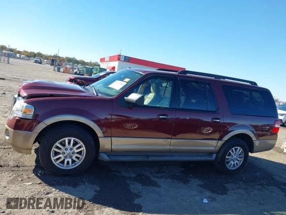 ✅ 2013 Ford Expedition Max XLT • VIN: 1FMJK1H59DEF16561 • Lot: 43611898. Listed on IAAI with 137,021 mi. Free auction sales archive from the USA and detailed vehicle history report at DreamBid. Image 14.