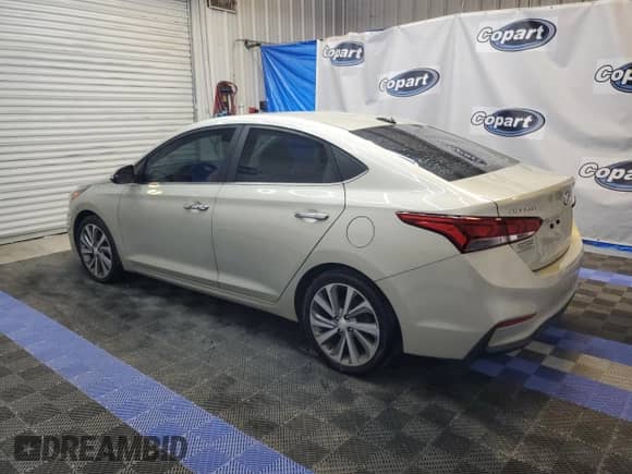 2019 Hyundai Accent Limited with VIN 3KPC34A32KE045472, listed as a Copart auction lot 85339335 with 114,831 mi miles and Clean title. Bid and sale history available at DreamBid. Image 2.