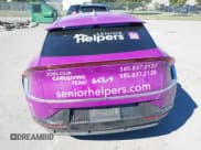 ✅ 2022 Kia EV6 Wind • VIN: KNDC3DLC7N5066167 • Lot: 43336422. Wystawiony na IAAI z przebiegiem 61 412 mil. Bezpłatny archiwum sprzedaży aukcyjnych z USA i szczegółowy raport historii pojazdu na DreamBid. Zdjęcie 16.