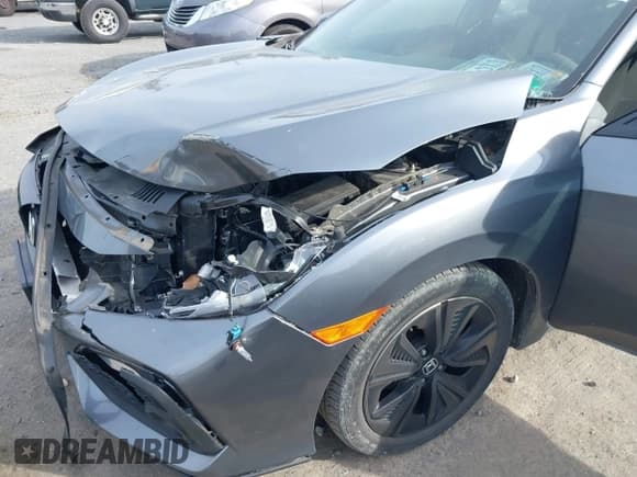 ✅ 2018 Honda Civic EX • VIN: SHHFK7H53JU239153 • Лот: 43631619. Опубликован ранее на IAAI с пробегом 164 352 миль. Бесплатный доступ к архиву аукционных продаж из США и подробный отчёт об истории автомобиля на DreamBid. Изображение 6.