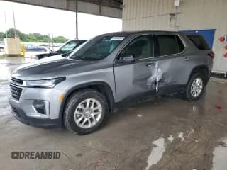✅ 2023 Chevrolet Traverse LS • VIN: 1GNERFKW8PJ210227 • Lot: 73453854. Wystawiony na Copart z przebiegiem 41 546 mil. Bezpłatny archiwum sprzedaży aukcyjnych z USA i szczegółowy raport historii pojazdu na DreamBid. Zdjęcie 1.