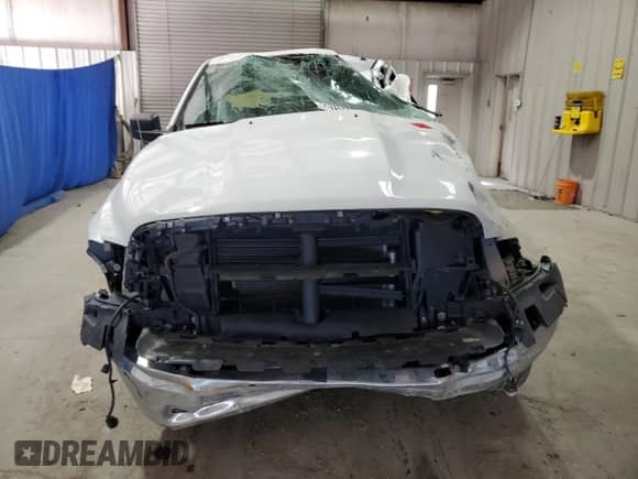 2024 Ram 1500 SLT z VIN 1C6RR6GG7RS142468, wystawiony jako Copart lot #50719445 z przebiegiem 23 062 mil mil oraz Czysty tytuł • Clean title. Historia ofert i sprzedaży dostępna na DreamBid. Obrazek 5.