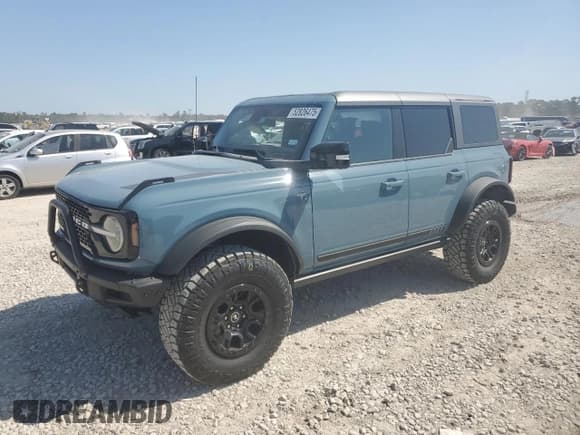 ✅ 2021 Ford Bronco First Edition • VIN: 1FMEE5EP8MLA41924 • Lot: 52826475. Wystawiony na Copart z przebiegiem 30 039 mil. Bezpłatny archiwum sprzedaży aukcyjnych z USA i szczegółowy raport historii pojazdu na DreamBid. Zdjęcie 1.