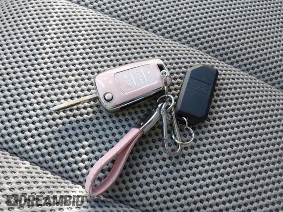 ✅ 2017 Chevrolet Equinox LT • VIN: 2GNFLFEK2H6309266 • Лот: 43570342. Опубликован ранее на IAAI с пробегом 164 340 миль. Бесплатный доступ к архиву аукционных продаж из США и подробный отчёт об истории автомобиля на DreamBid. Изображение 11.