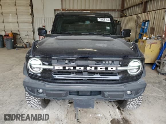 ✅ 2021 Ford Bronco • VIN: 1FMEE5DPXMLA91211 • Lot: 53406165. Wystawiony na Copart z przebiegiem 32 999 mil. Bezpłatny archiwum sprzedaży aukcyjnych z USA i szczegółowy raport historii pojazdu na DreamBid. Zdjęcie 5.