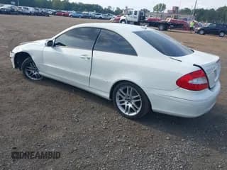 ✅ 2009 Mercedes-Benz CLK 350 • VIN: WDBTJ56H29F270151 • Lot: 43276485. Wystawiony na IAAI z przebiegiem 144 327 mil. Bezpłatny archiwum sprzedaży aukcyjnych z USA i szczegółowy raport historii pojazdu na DreamBid. Zdjęcie 3.