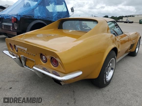 ✅ 1971 Chevrolet Corvette • VIN: 194371S105992 • Лот: 74514694. Опубликован ранее на Copart с пробегом 17 058 миль. Бесплатный доступ к архиву аукционных продаж из США и подробный отчёт об истории автомобиля на DreamBid. Изображение 3.