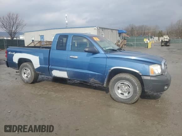 2006 Dodge Dakota ST с VIN 1D7HW22K56S607185, выставлен на аукционе Copart как лот 47174655 с пробегом 95 914 миль миль и Чистый • Clean title. История ставок и продаж доступна на DreamBid. Изображение 4.