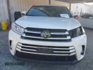 ✅ 2019 Toyota Highlander LE • VIN: 5TDZZRFH9KS332226 • Лот: 41660960. Опубликован ранее на IAAI с пробегом 102 758 миль. Бесплатный доступ к архиву аукционных продаж из США и подробный отчёт об истории автомобиля на DreamBid. Изображение 13.